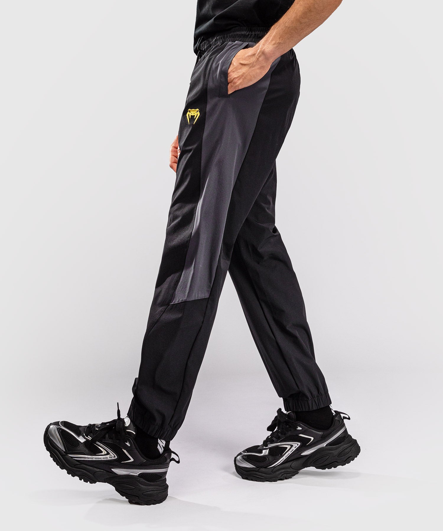 Pantaloni da allenamento Venum Vectra – Nero/Oro