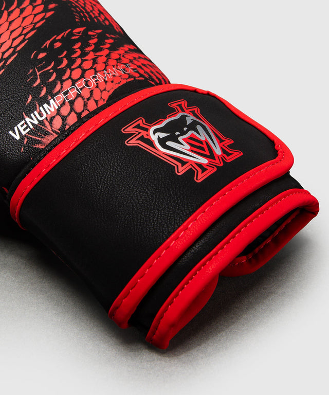 Luvas de boxe Venum Matupa – Preto/Vermelho/Prata – foto 4