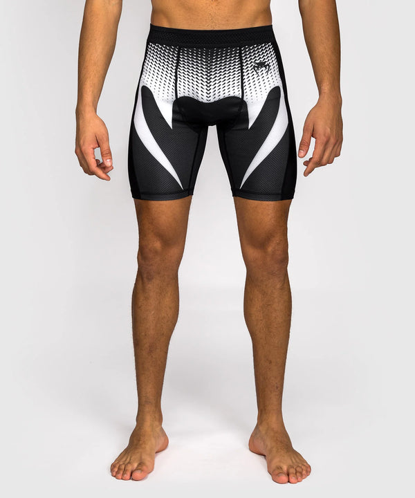 Pantaloni scurți Venum No Gi Vale Tudo – Negru/Alb