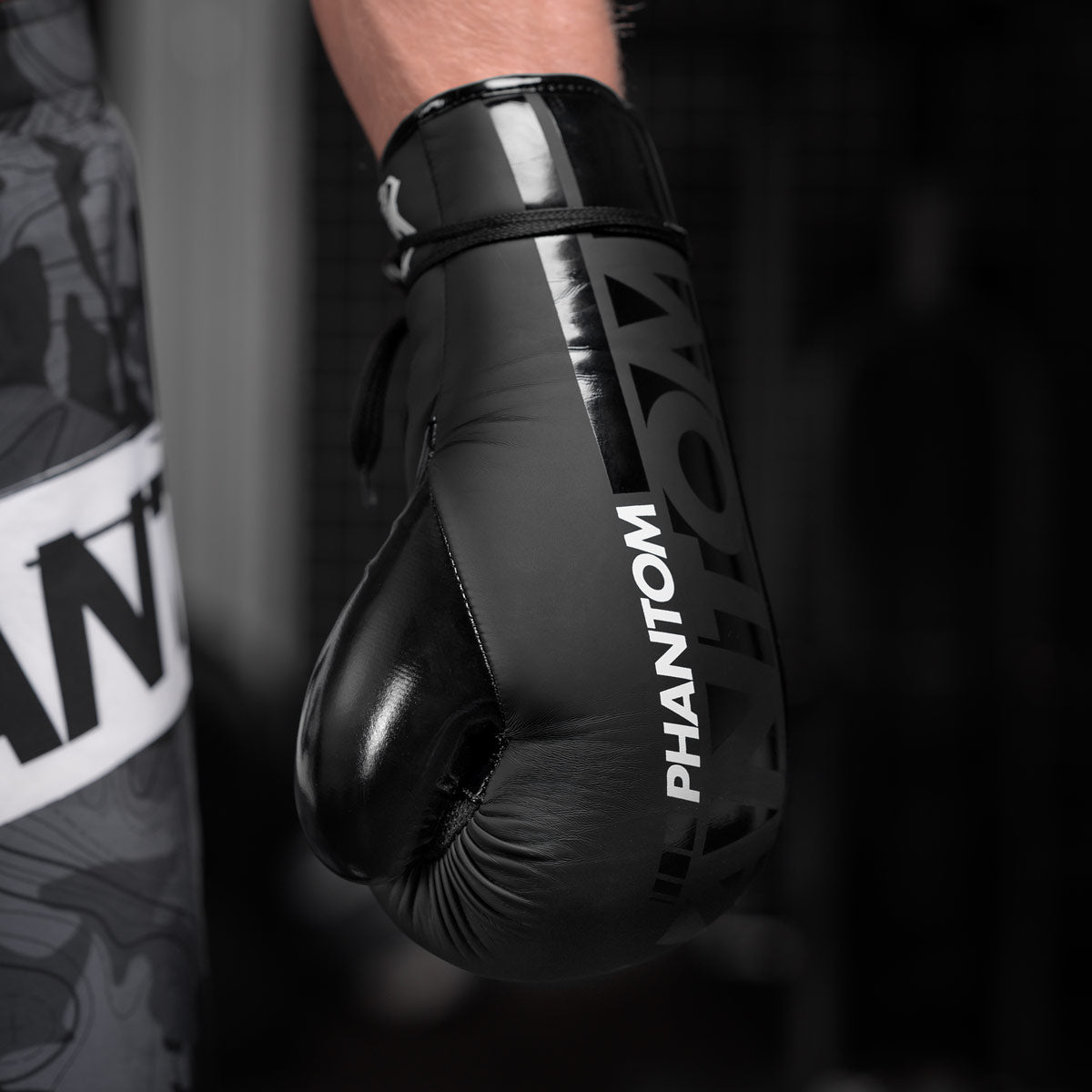 Phantom Athletics Boksehandsker APEX Veters – Sort
