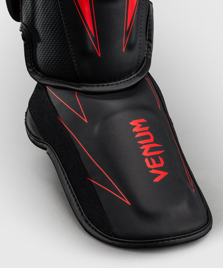 Caneleiras Venum Amazonia Reborn – Preto/Vermelho
