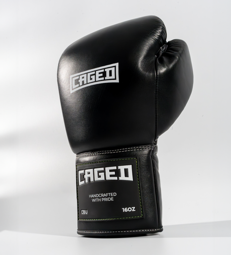 Guantes de boxeo Caged X Series con cordones – Negro/Blanco
