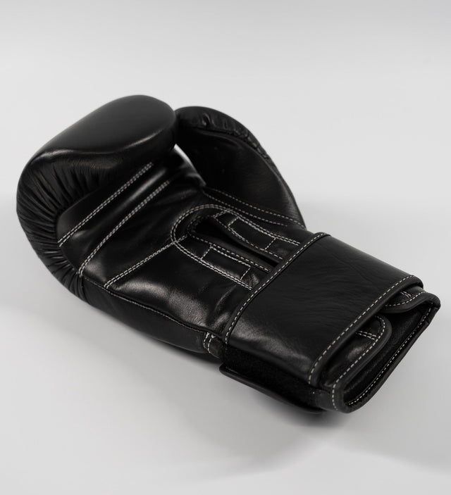 Caged Boxhandschuhe 'X' Series – Schwarz/Weiß – Boxhandschuhe