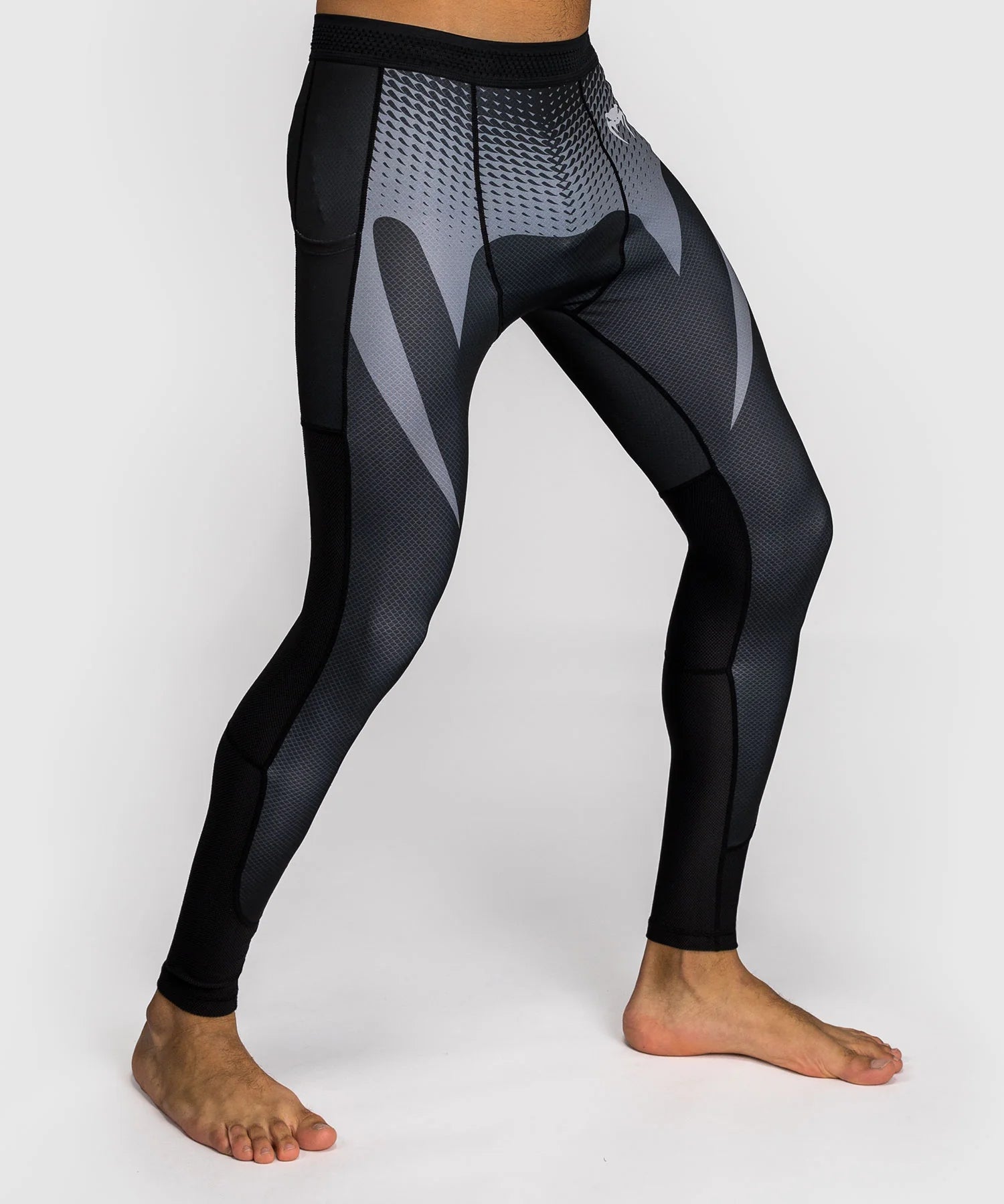 Shorts de compression Venum No Gi – Noir/Argent