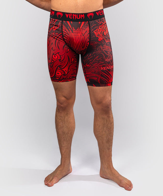 Shorts de compression Venum Wolf Atak – Noir/Rouge