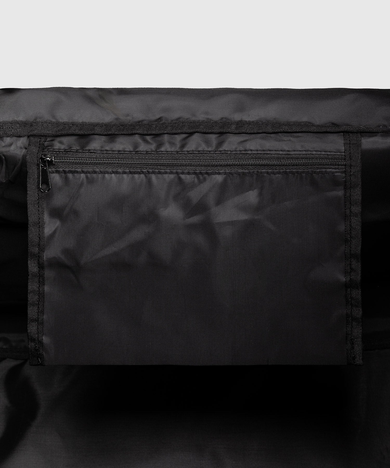Saco de desporto Venum Essential L – Cinzento/Preto