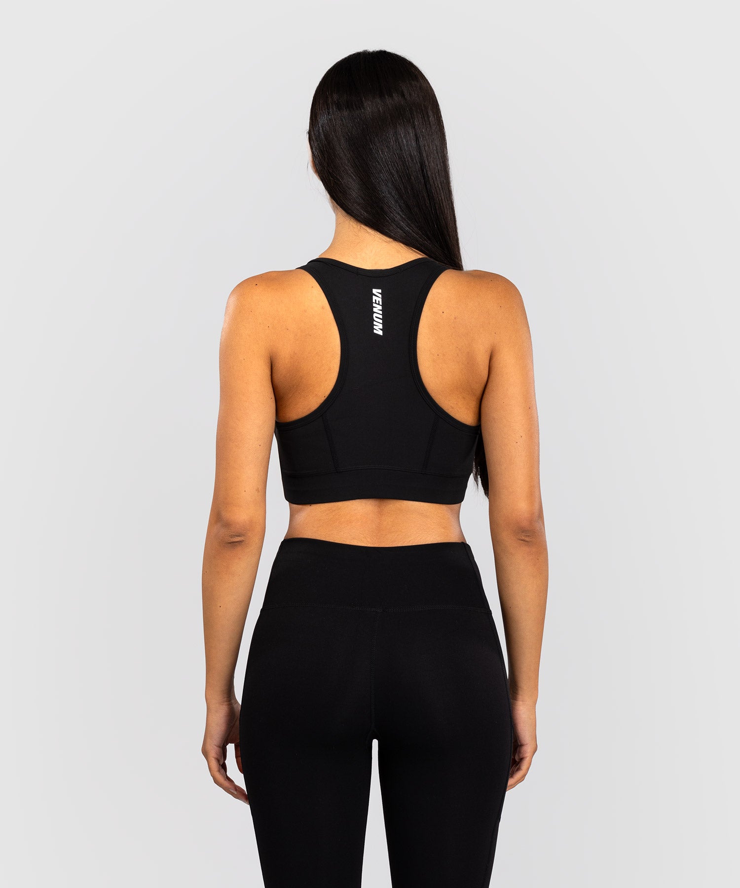 Biustonosz sportowy Venum Essential – Czarny