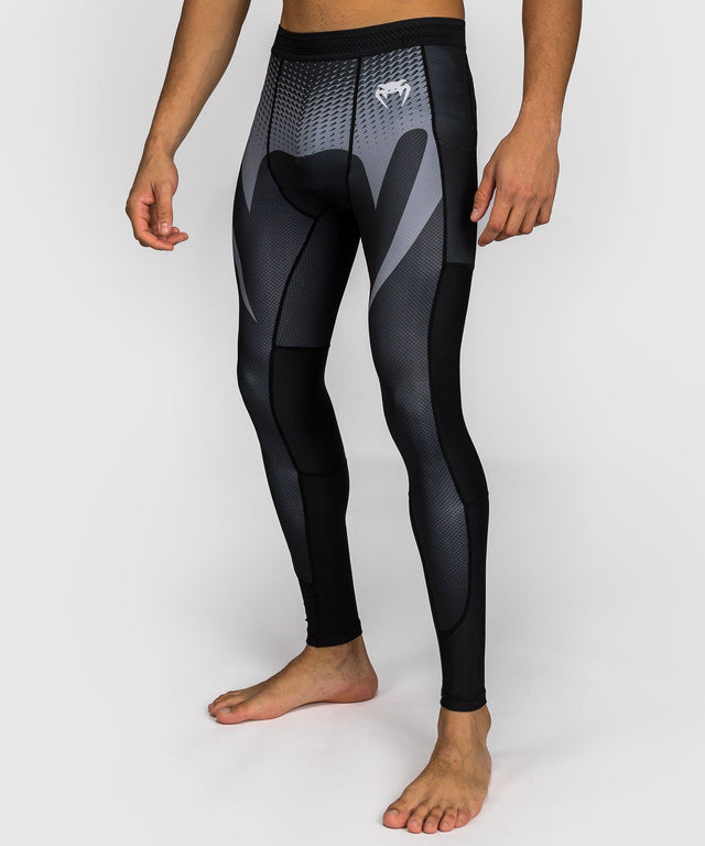 Shorts de compression Venum No Gi – Noir/Argent