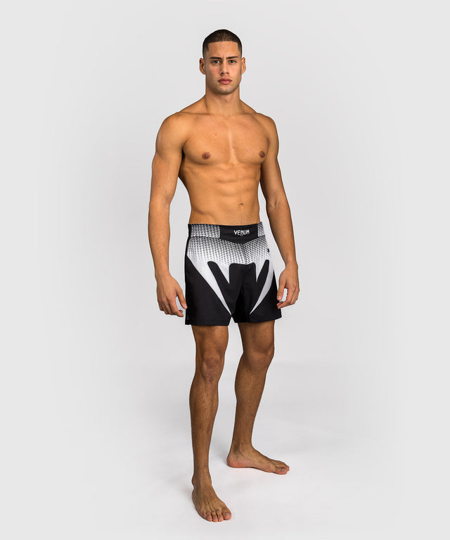 Pantaloni scurți MMA Venum No Gi – Negru/Alb