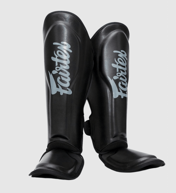 Ochraniacze na piszczele Fairtex FXB – Czarne/Szare