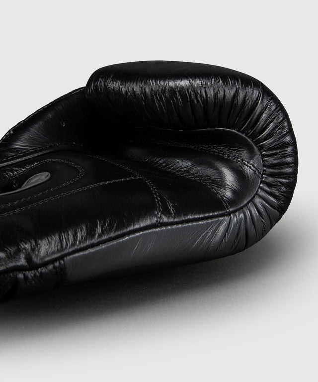 Guantes de boxeo Ringhorns Charger by Venum – Negro/Oro
