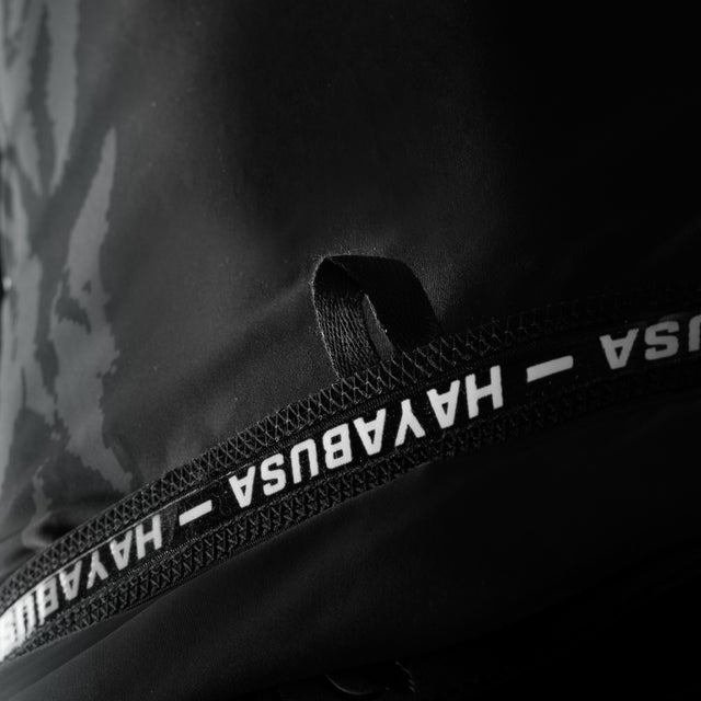 Rashguard Hayabusa Apex Manga Comprida – Preto Carbono