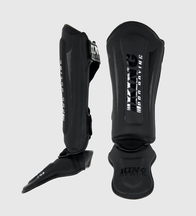 Caneleiras King Kickboks Revo – Preto – Caneleiras