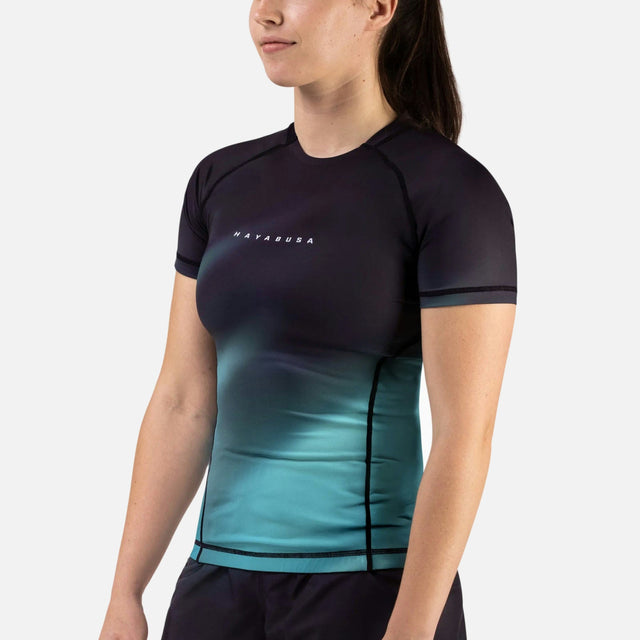 Rashguard Hayabusa Apex Nova Mangas Curtas Mulher - Petróleo