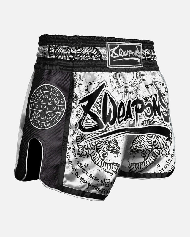 Shorts de Muay Thai 8 WEAPONS Carbon Sak Yant Tigers – Blanc