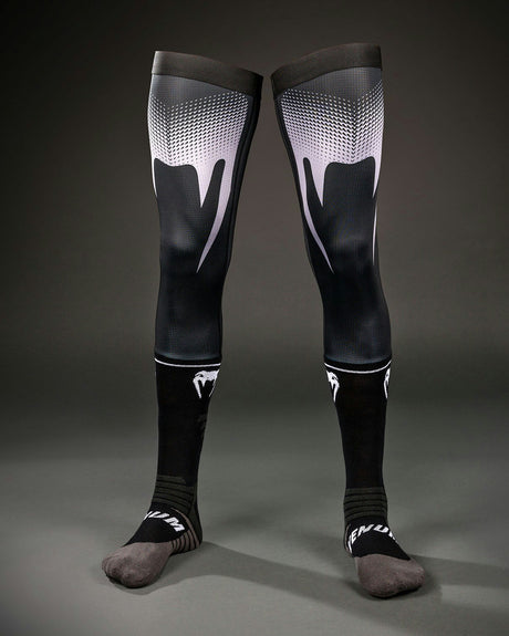 Venum MX Basics Socken – Schwarz/Weiß