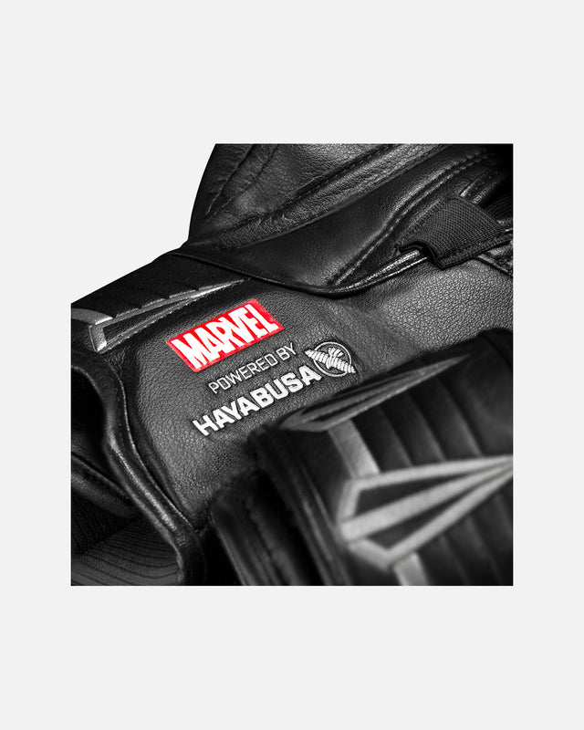 Hayabusa x Marvel Boxningshandskar Black Panther – Svart