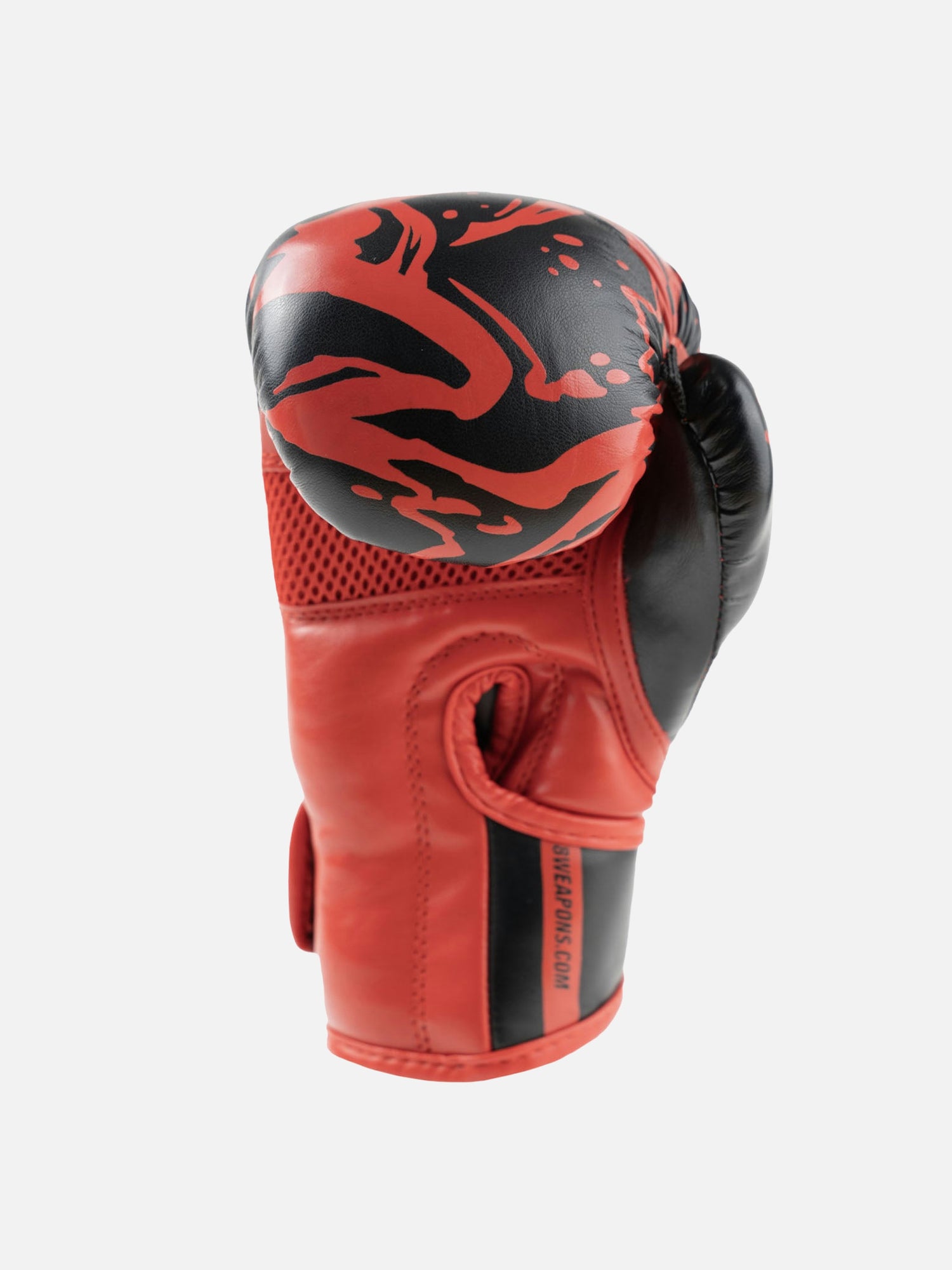 8 WEAPONS Boxing gloves Joe – Black/Red