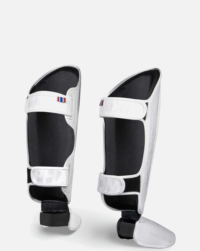 Chrániče holení Phantom Athletics Muay Thai – Frost Bílá