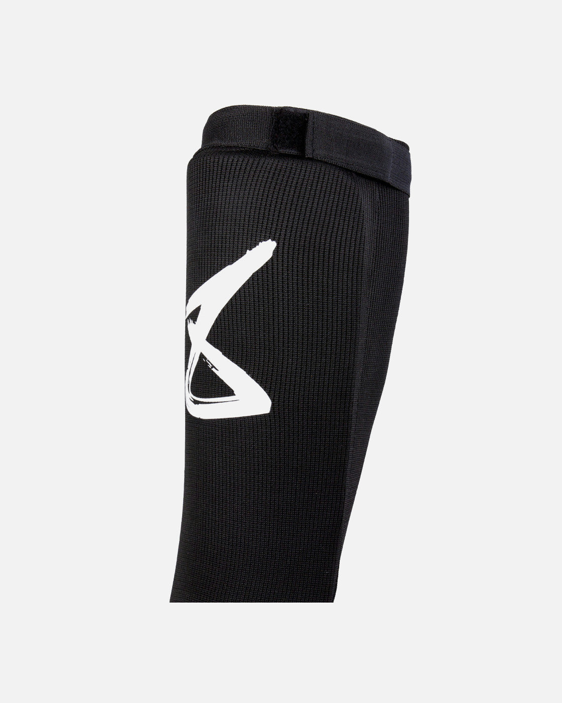 8 WEAPONS Shin guards S8 – Black
