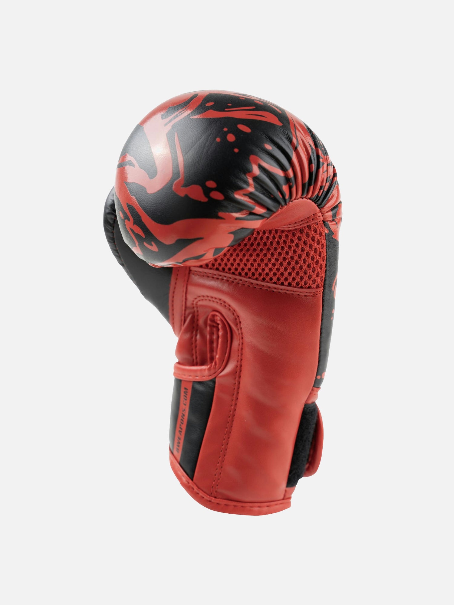 8 WEAPONS Boxing gloves Joe – Black/Red