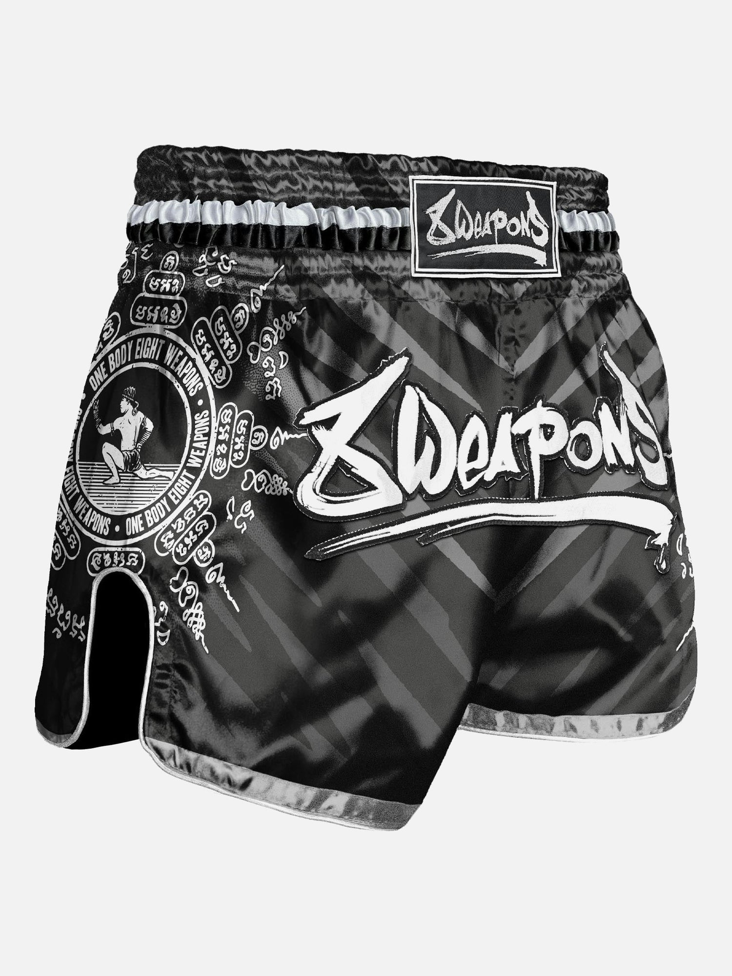 Pantalones de Muay Thai 8 WEAPONS 8 Ways Yant – Negro/Plata