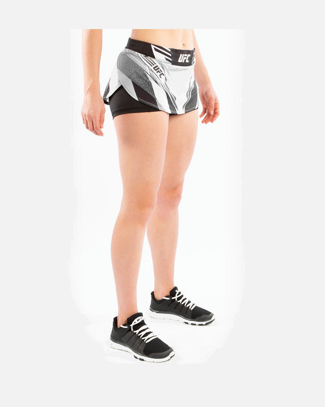 Calções de MMA Venum UFC Authentic Fight Night – Branco