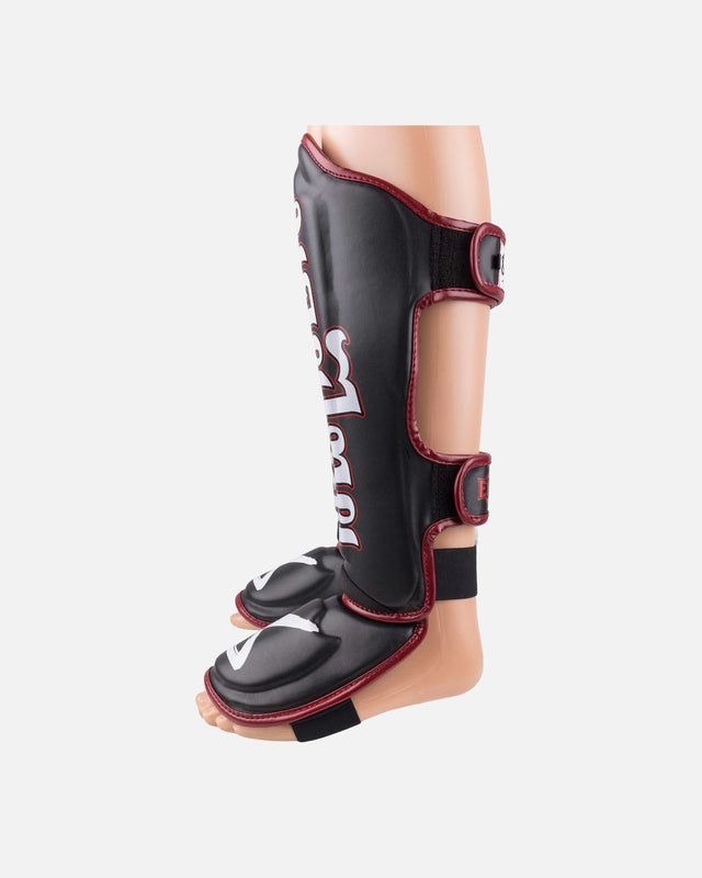 8 WEAPONS Shin guards Bangkok – Black/White