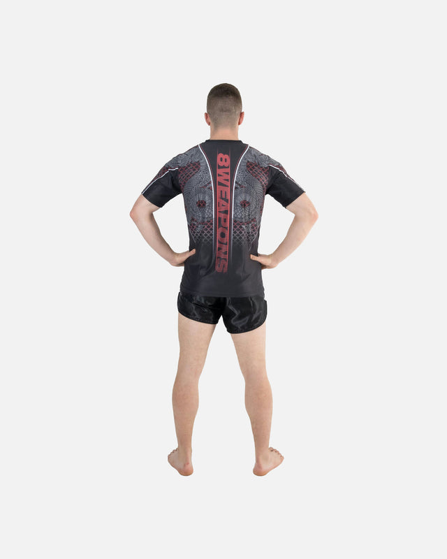 8 WEAPONS T-shirt Functionel Naga Yant – Sort/Rød