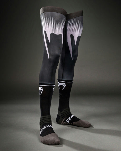 Venum MX Basics Socken – Schwarz/Weiß