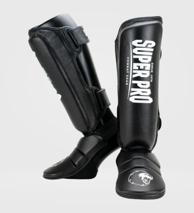 Tibiere Super Pro Kickboks Protector – Negru/Alb – Tibiere