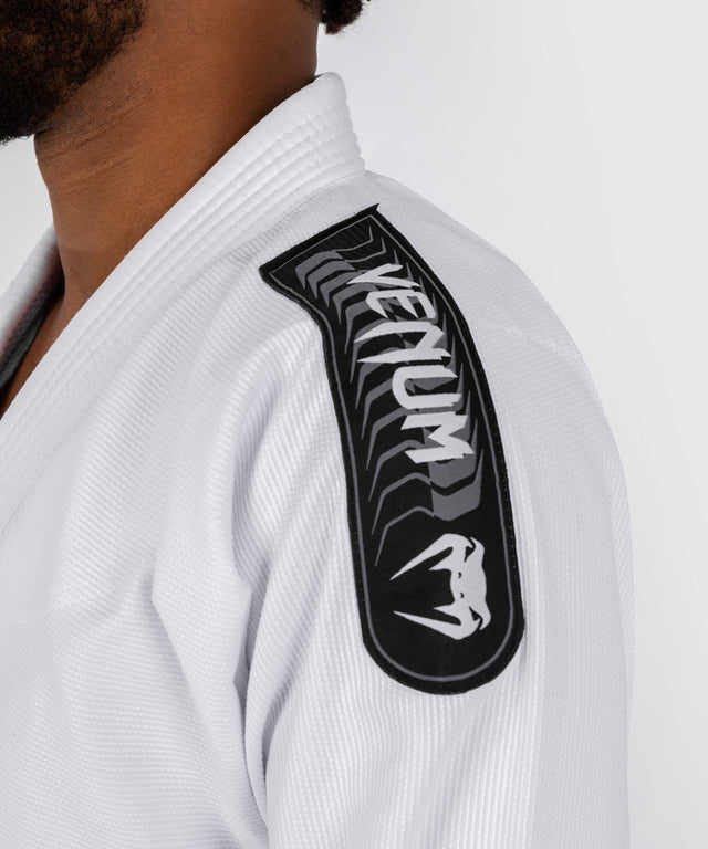 Kimono de BJJ Venum First – Blanc – ceinture blanche incluse