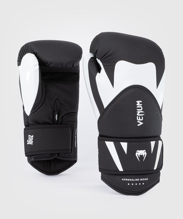 Boxerské rukavice Venum Challenger 4.0 – Černé/Bílé – Boxerské rukavice