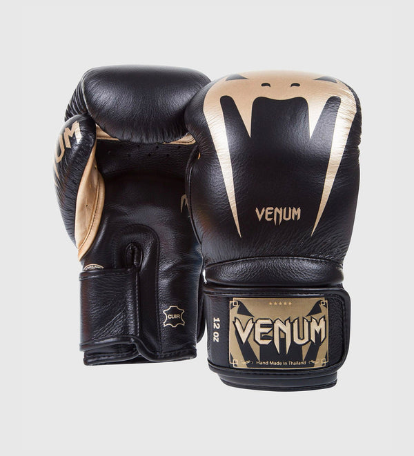 Luvas de boxe Venum Giant 3.0 – Preto/Ouro