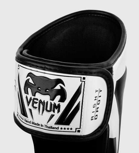 Caneleiras de kickboxing Venum Elite – Branco/Preto – Caneleiras