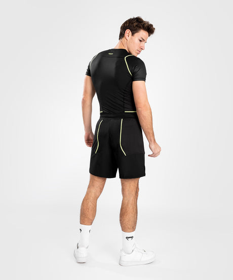 Calções de MMA Venum Fusion 2.0 – Preto/Amarelo