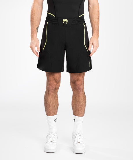 Calções de MMA Venum Fusion 2.0 – Preto/Amarelo