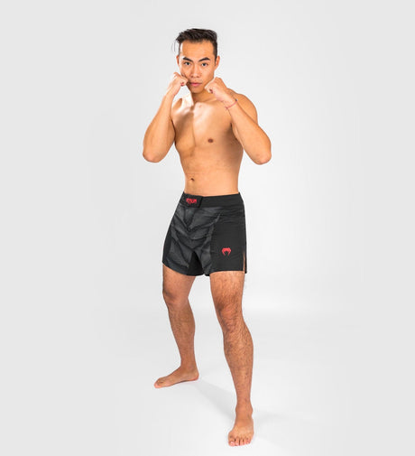 Calções de MMA Venum Phantom – Preto/Cinzento/Vermelho