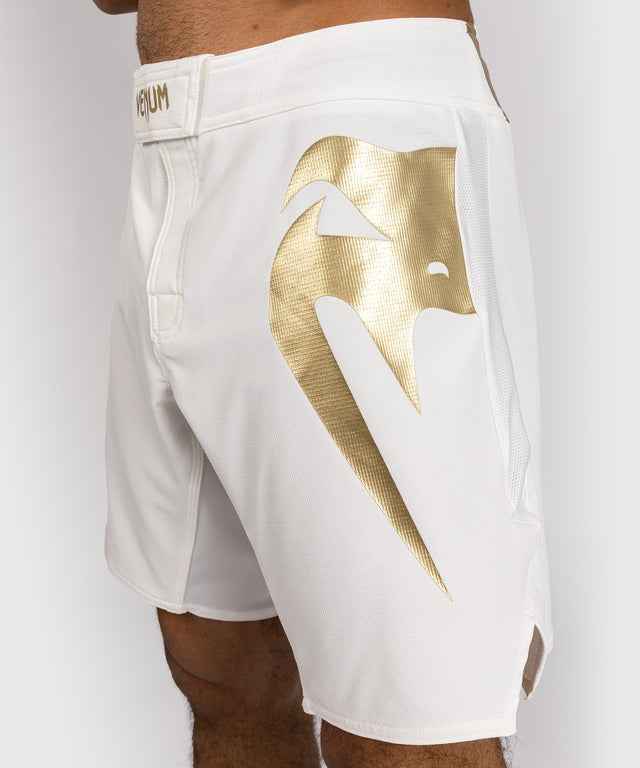 Shorts de MMA Venum Light 5.0 – Blanc/Or