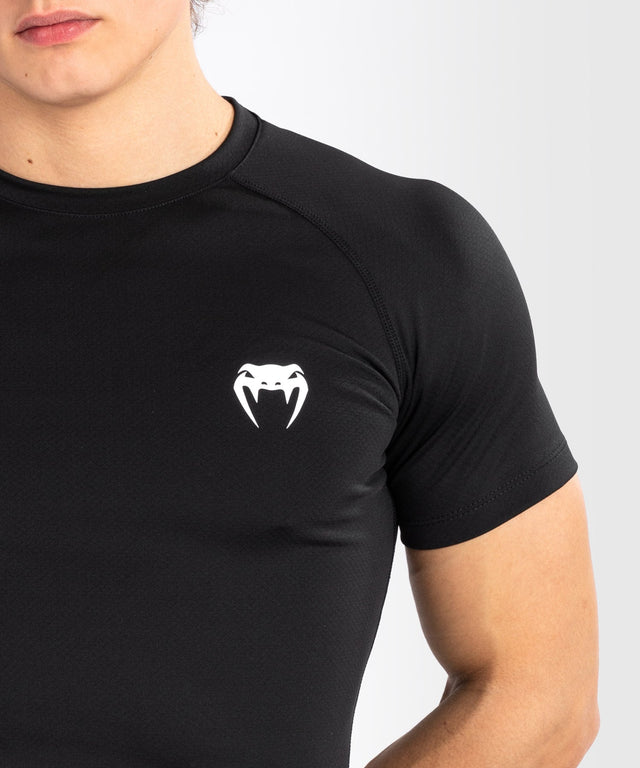 Venum Rashguard Contender Kurzarm – Schwarz/Weiß – Rashguard
