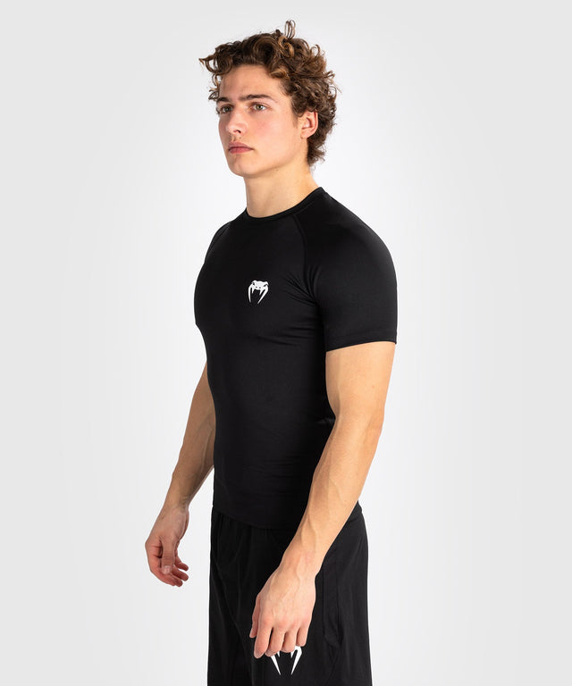 Venum Rashguard Contender Kurzarm – Schwarz/Weiß – Rashguard