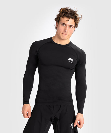 Venum Rashguard Contender Manga Larga - Negro/Blanco - Rashguard