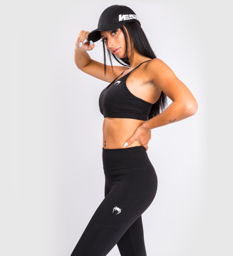 Biustonosz sportowy Venum Essential 'Low Impact' – Czarny