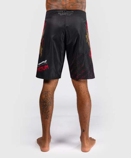 Venum x TEKKEN 8 - MMA-shorts - Marshall Law - Sort/Rød/Guld