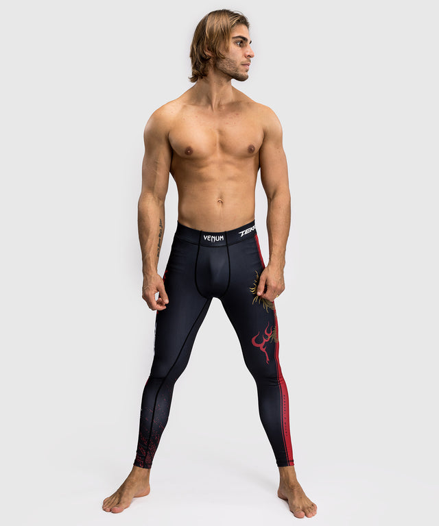 Venum x TEKKEN 8 - Spats - Marshall Law - Zwart/Rood/Goud